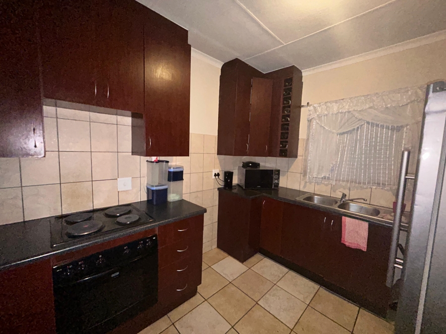2 Bedroom Property for Sale in Brits North West